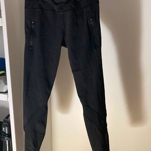 Lululemon black leggings